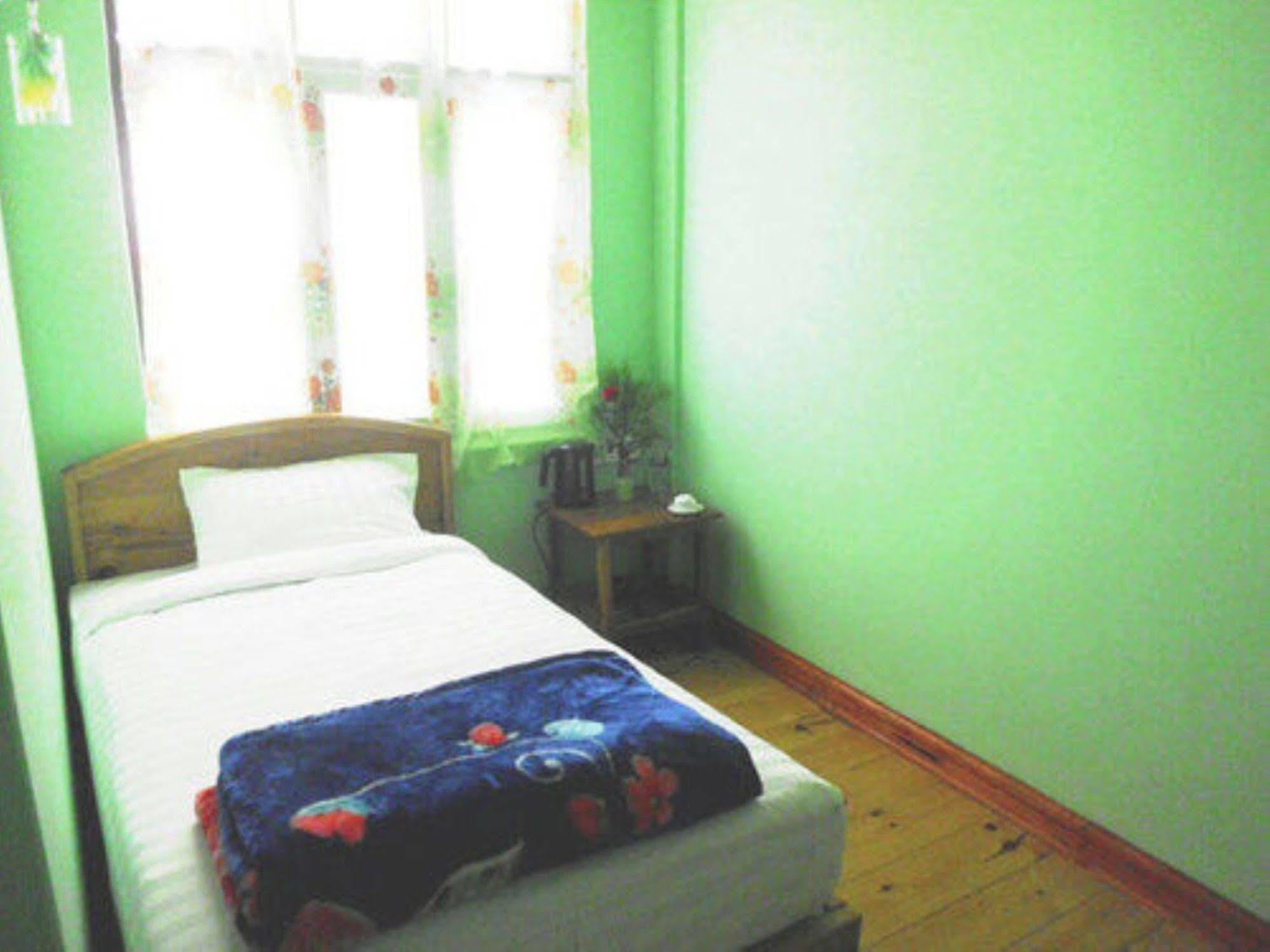 Railroad Hotel Kalaw Kültér fotó